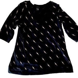 Torrid size 2 lightning bolt tunic-v neck